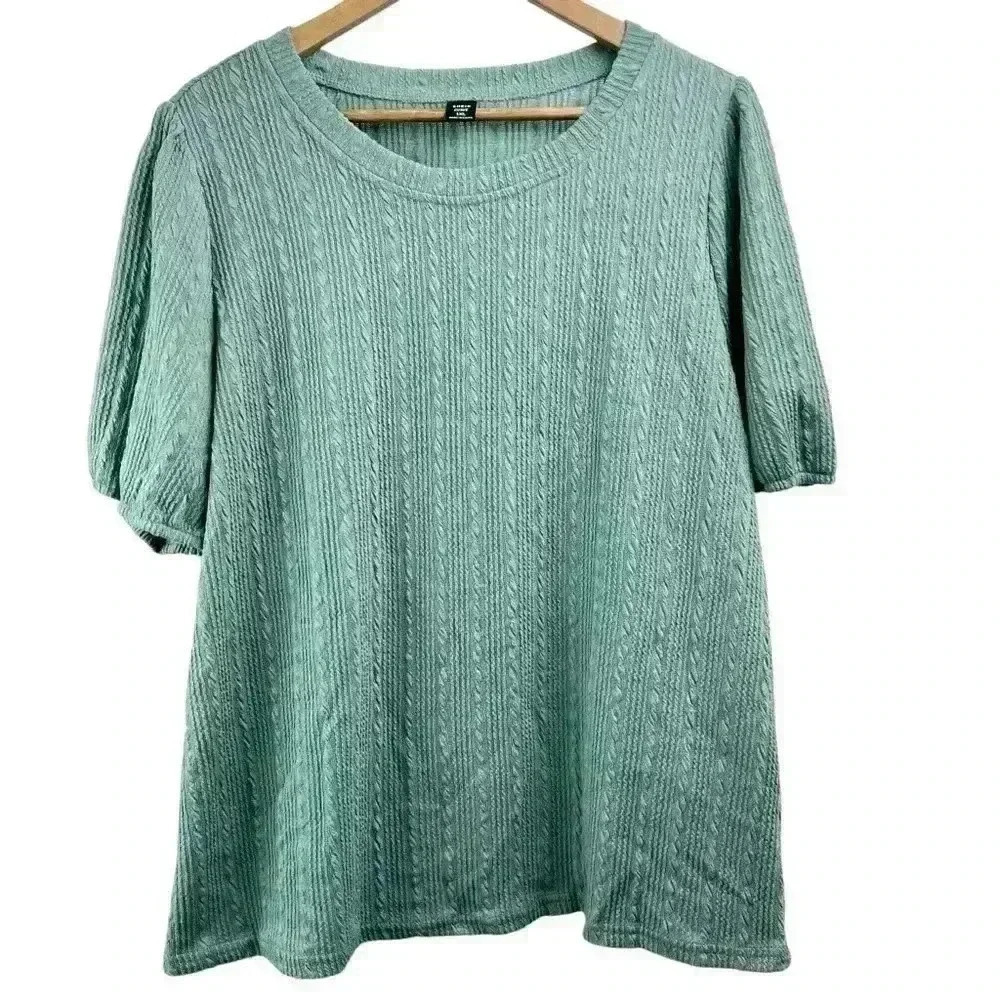 SHEIN Curve Basics Textured Top
